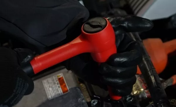 Elektryki i hybrydy - czas przygotować swój warsztat